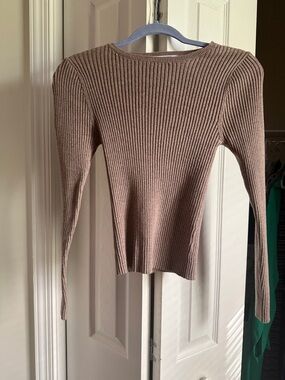 Old Navy Ribbed Crewneck Sweater in Taupe Brown